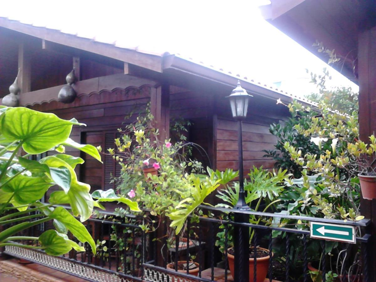 Cabanas Valle Verde Moya  Exterior photo